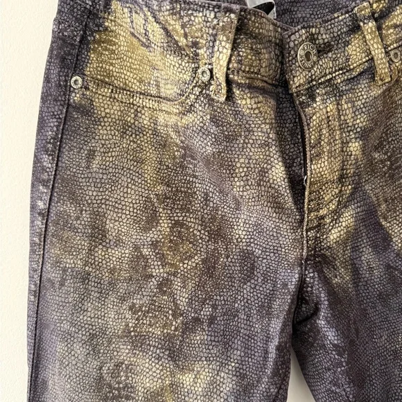 Snake Print Jeans. Size 30. - Picture 3 of 8